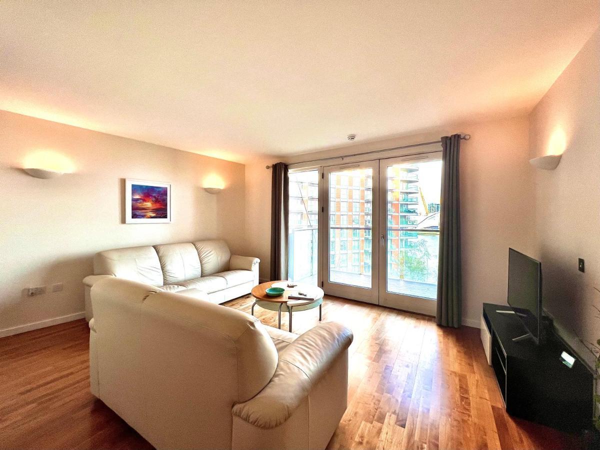 Fairmont Avenue E14 9Pq Lägenhet London Exteriör bild